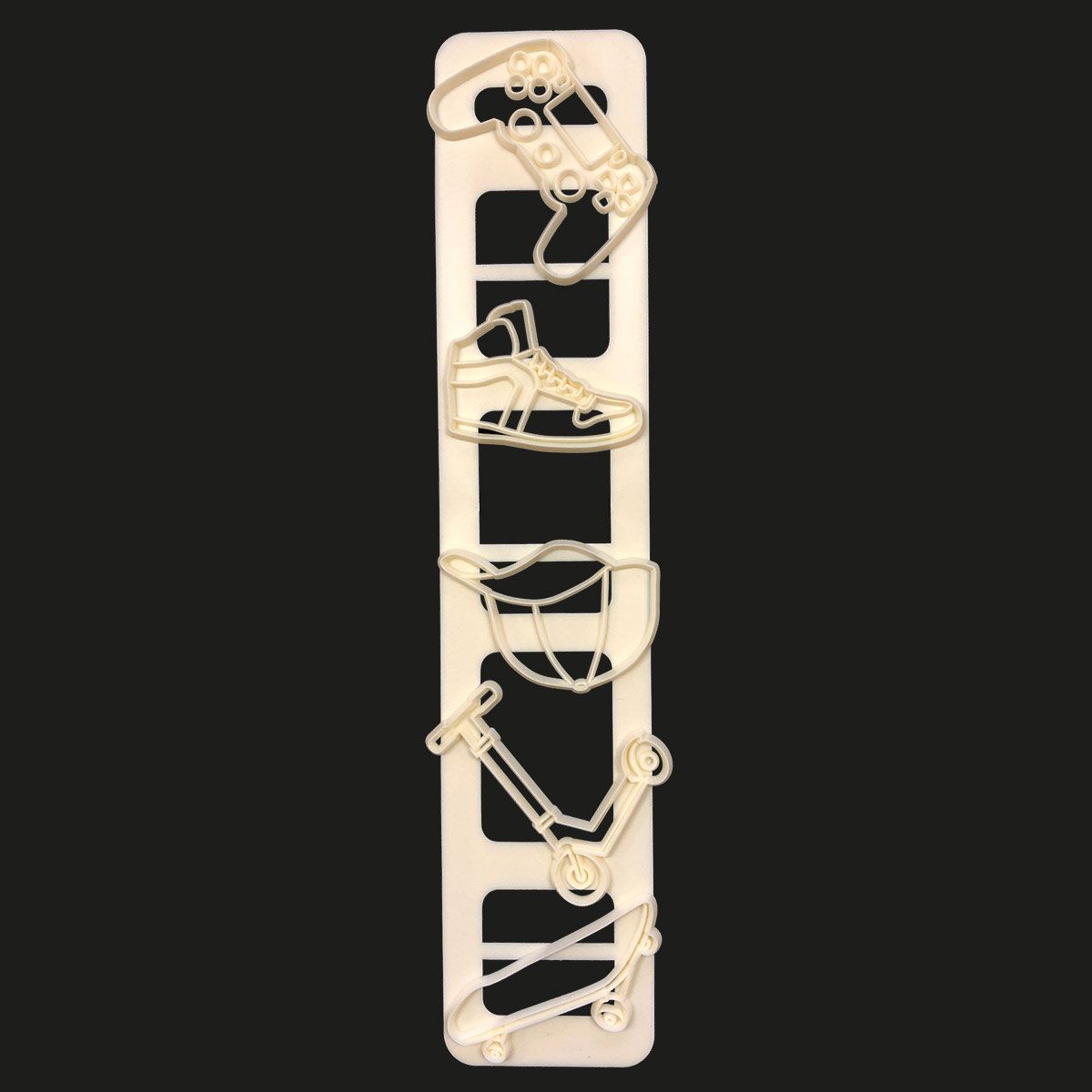 Vykrajovací lišta na fondán chlapecké motivy